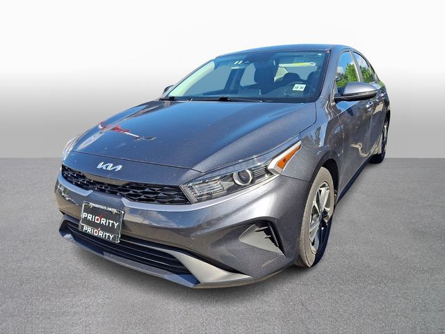 2023 Kia Forte LXS FWD