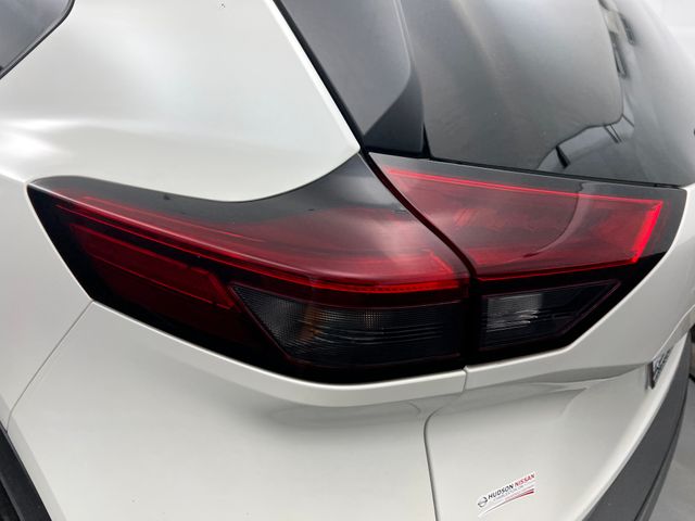 2023 Pearl White Tricoat Nissan Rogue SV FWD SUV