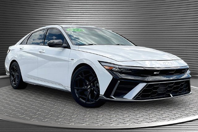 Used 2024 Hyundai Elantra Sedan