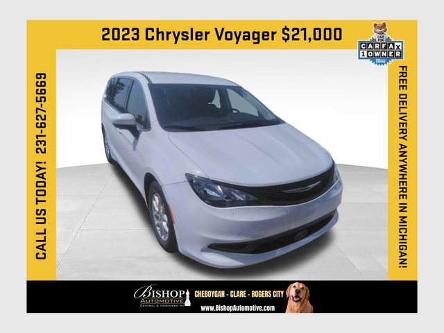  2023 Chrysler Voyager LX FWD   