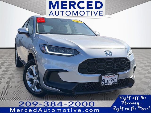 Lunar Silver Metallic 2024 Honda HR-V LX FWD SUV / Crossover Front-Wheel Drive Continuously Variable Transmission