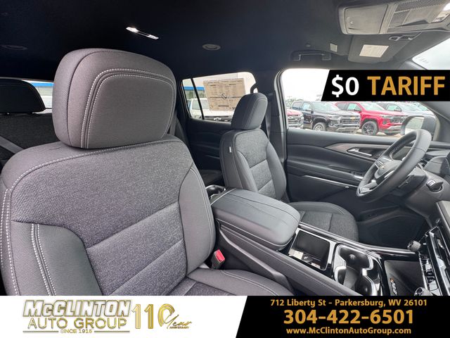 2025 Mosaic Black Metallic Chevrolet Traverse LT AWD SUV