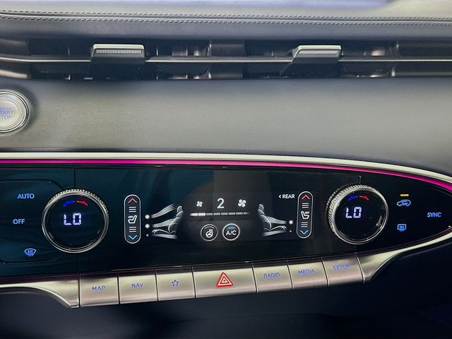 Thumbnail: 2022 Genesis GV70 - 16