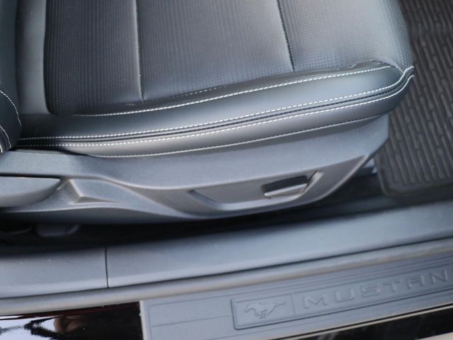 2026 Ford Mustang GT Premium Convertible - Photo 11