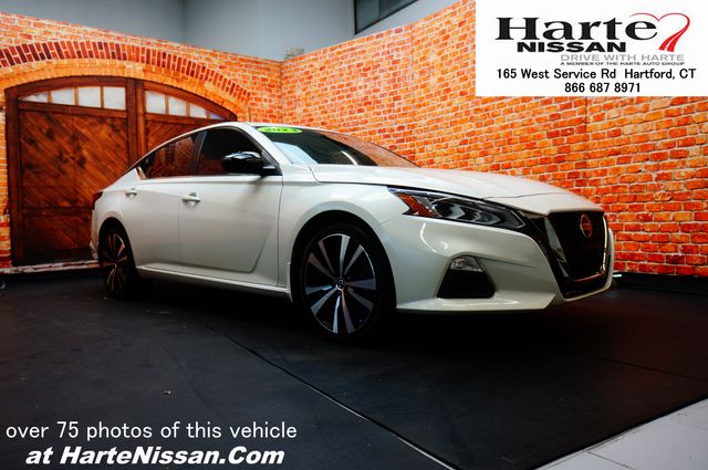 2022 Nissan Altima 2.5 SR
