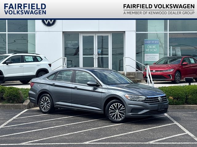 Platinum Gray Metallic 2019 Volkswagen Jetta Sedan Front-Wheel Drive 8-Speed Automatic