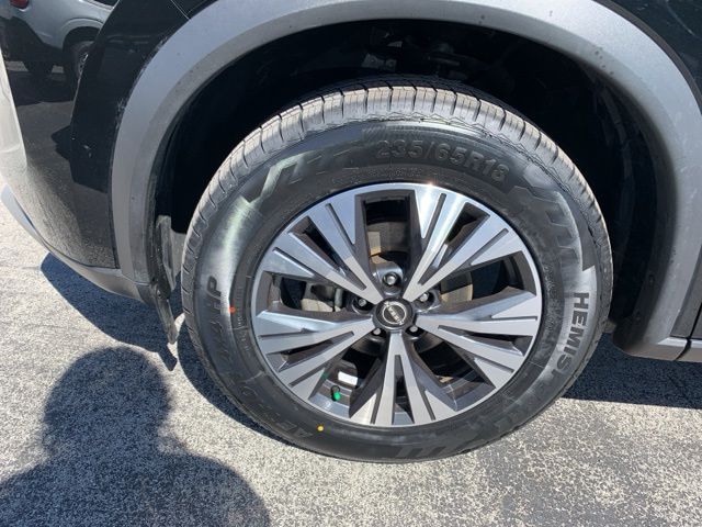 2023 Nissan Rogue SV photo