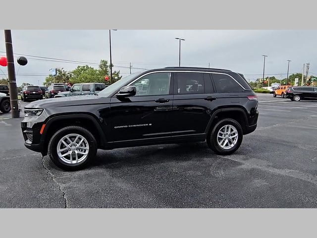 2025 Jeep Grand Cherokee Laredo X 4x4