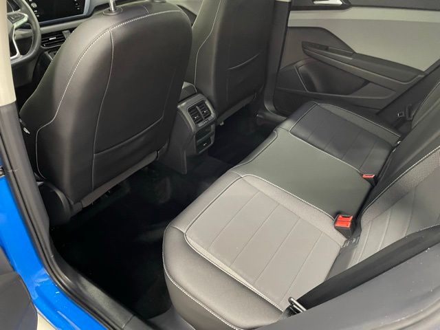 2022 Volkswagen Taos 1.5T SE photo