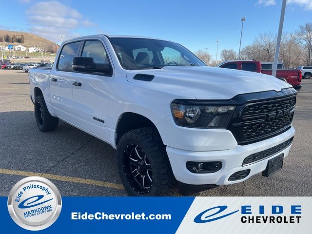 Bright White Clearcoat 2023 RAM 1500 Big Horn Crew Cab 4WD Pickup Truck Four-Wheel Drive 8-Speed Automatic