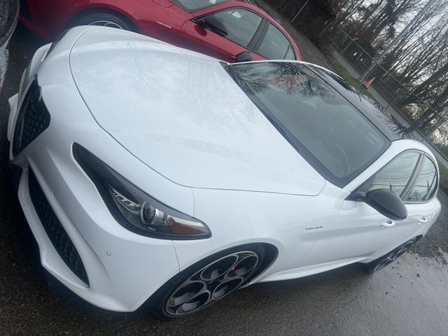 2023 Alfa Romeo Giulia Veloce RWD