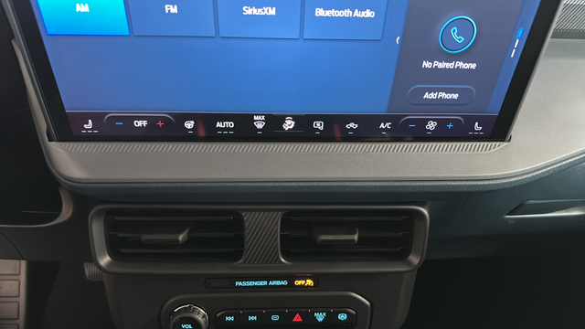 New 2026 Azure Gray Metallic Ford XLT image 18