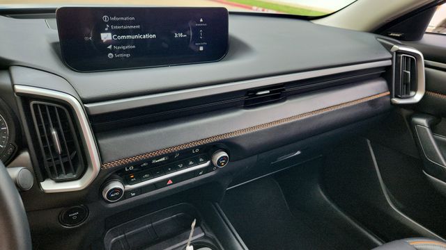2025 Mazda CX-50 Hybrid