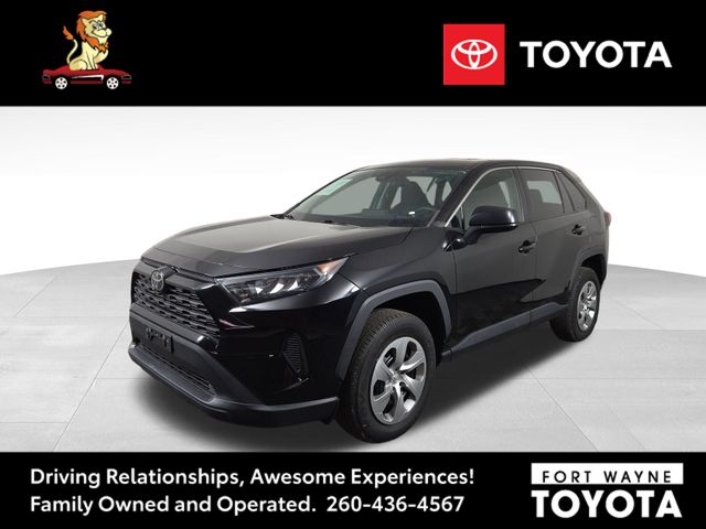 2022 Toyota RAV4 LE photo