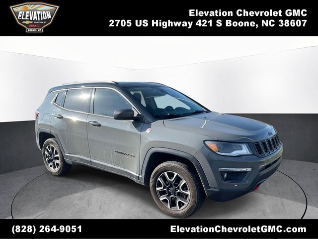 Sting-Gray Clearcoat 2021 Jeep Compass Trailhawk 4WD SUV / Crossover Four-Wheel Drive 9-Speed Automatic