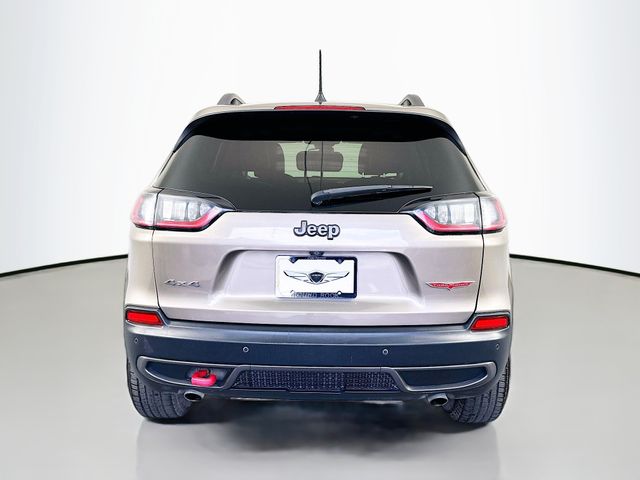 Thumbnail: 2019 Jeep Cherokee - 6