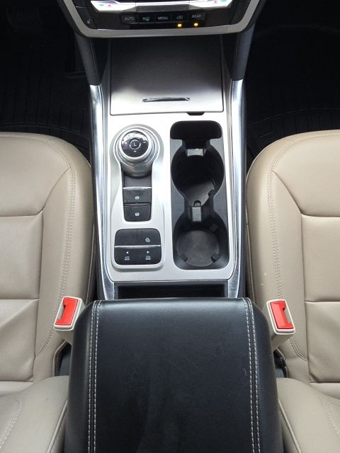 2022 Ford Explorer XLT:169313A