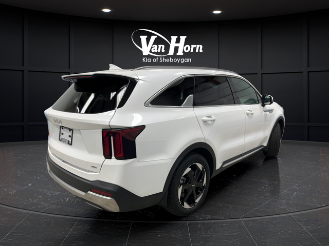 Used 2025 White Kia SX Prestige image 7