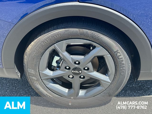 Used 2025 Blue Kia LXS image 20