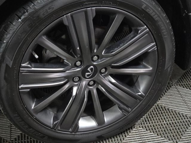 2020 Infiniti QX50 Essential photo 10