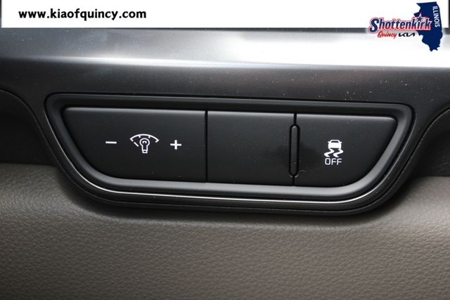 New 2026 Kia Carnival MPV Van
