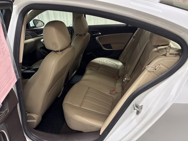2013 Buick Regal Premium 1 photo