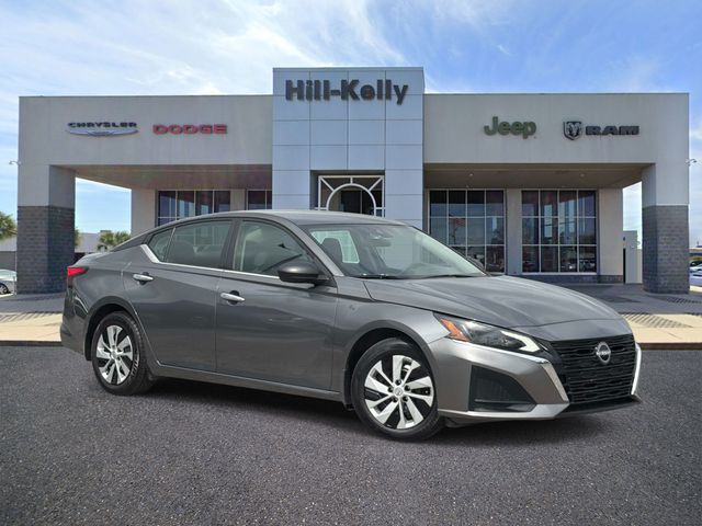 Gray (Gun Metallic) 2024 Nissan Altima 2.5 S FWD Sedan Front-Wheel Drive Continuously Variable Transmission