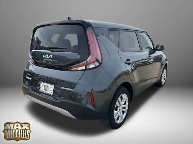 2023 Kia Soul LX 10