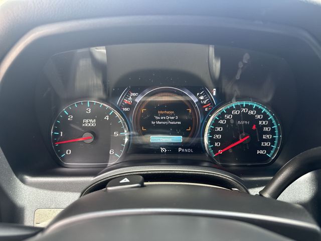 Used 2017 Silver GMC Denali image 19