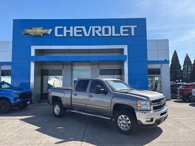 Graystone Metallic 2013 Chevrolet Silverado 3500HD LTZ Crew Cab 4WD Pickup Truck Four-Wheel Drive 6-Speed Automatic