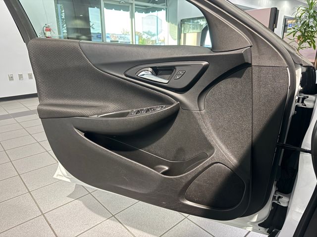 2023 Chevrolet Malibu LT White at Davis Toyota of Orangeburg