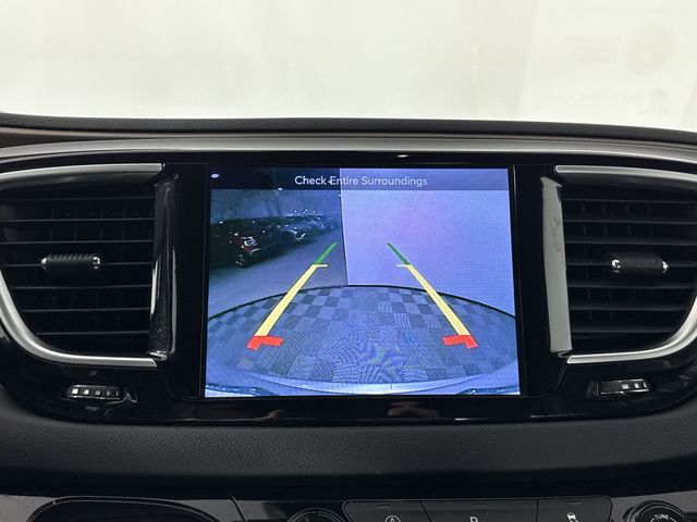 Used 2017 Chrysler Pacifica For Sale in Indianapolis, IN