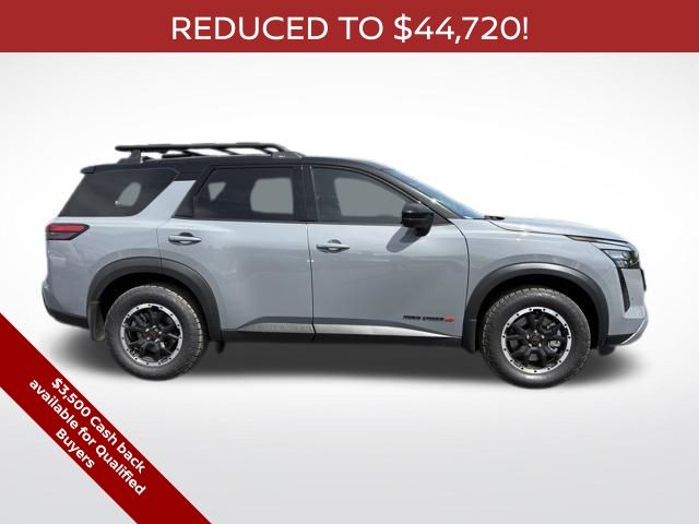 View vehicle photo 2