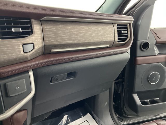 2023 Black Metallic Ford Expedition Max Limited RWD SUV