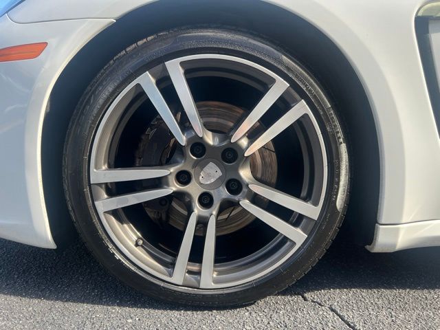 2016 Porsche Panamera 4