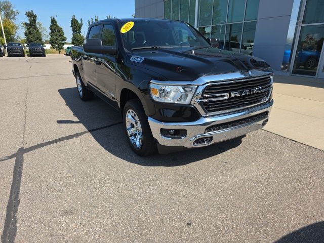 2021 Ram 1500 Big Horn/Lone Star - Diamond Black Crystal Pearlcoat exterior view 3