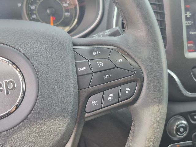 2022 Jeep Cherokee - Image 18