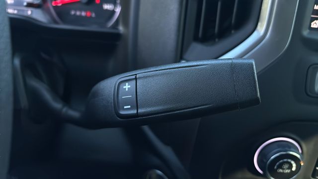 Used 2022 White Chevrolet Custom image 30
