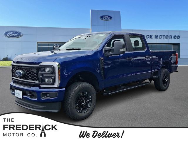 Argon Blue Metallic 2026 Ford F-250 Super Duty XL Crew Cab 4WD Pickup Truck Four-Wheel Drive Automatic