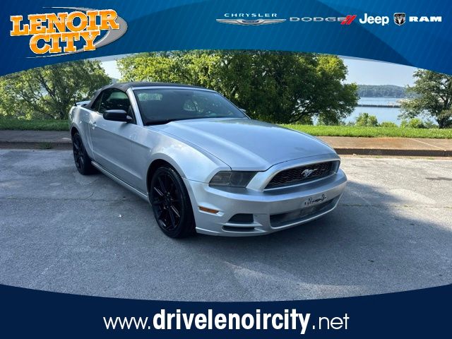 Ingot Silver Metallic 2014 Ford Mustang Convertible Rear-Wheel Drive 6-Speed Automatic