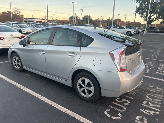 2013 Toyota Prius Two 19