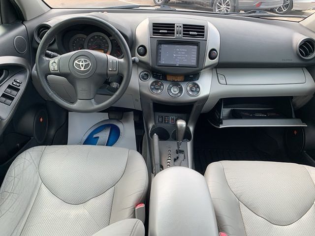 2010 Toyota RAV4 Limited photo
