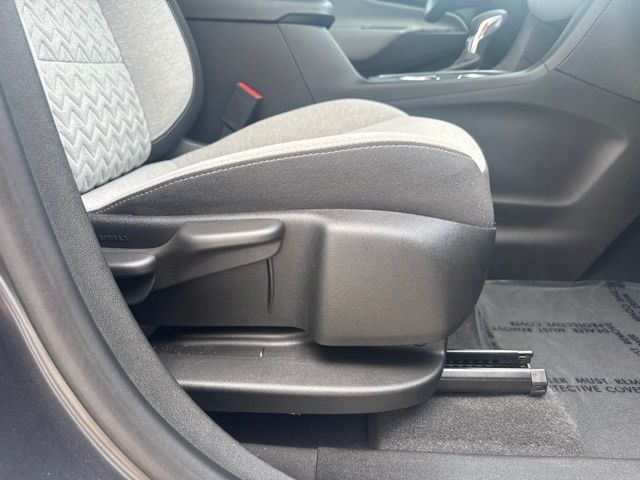 2022 Chevrolet Equinox LT:44956B
