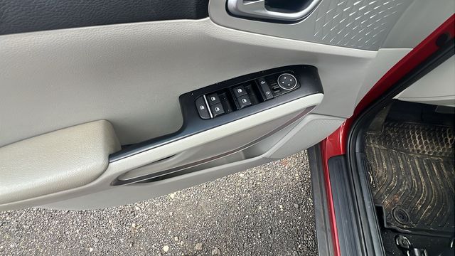 Certified Used 2022 Orange Kia LX image 16