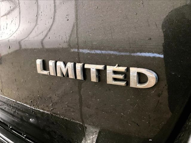 2020 Jeep Grand Cherokee Limited Gray at South Hills CDJR
