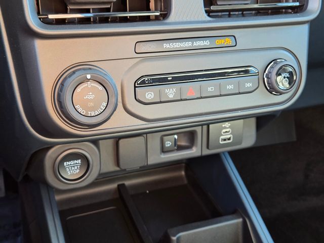 New 2026 Ford Maverick Lariat 4D Crew Cab