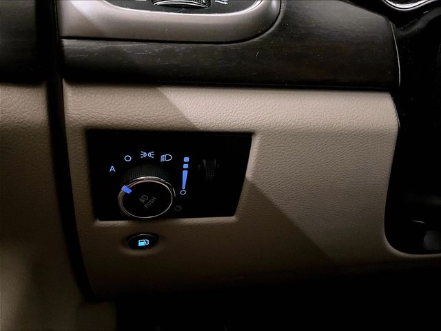 2017 Jeep Grand Cherokee Laredo White at Rochrich Mazda