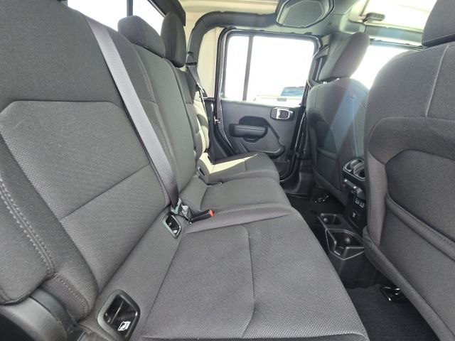 2023 Jeep Gladiator Sport:167759B