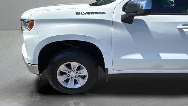 Used 2026 White Chevrolet LT image 38