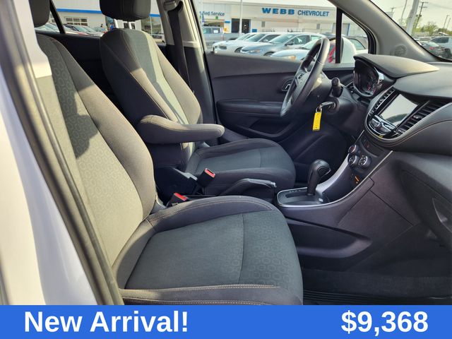 2018 Chevrolet Trax LS photo